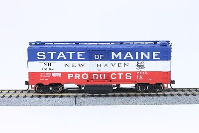 Bachmann Trains - Track Cleaning 40 ' Box Car - New Haven #45062 (State of Maine) - HO Scale