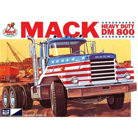 MPC MPC899 MACK DM800 Semi Tractor Plastic Model Kit