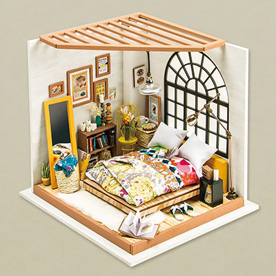 Hands Craft DIY Miniature Store Kit: Alice S Dreamy Bedroom