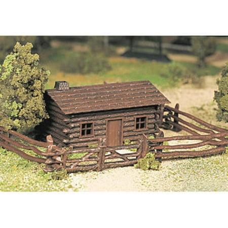 Bachmann 45982 O Scale Log Cabin with Rustic Fence Kit