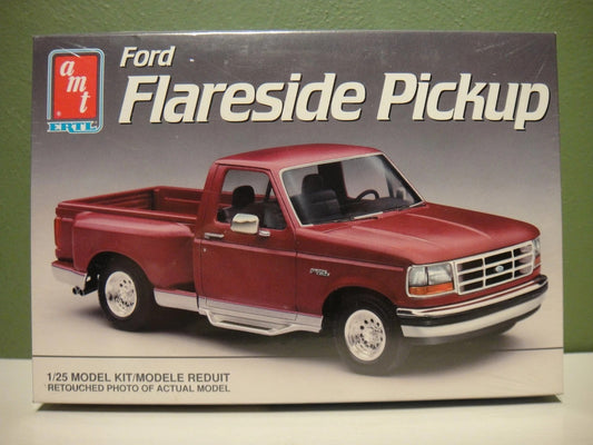 AMT-ERTL Ford Flare side Pickup 1/25 Scale Model