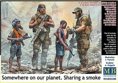 MB Somewhere on our planet. Sharing a smoke. 1/35th Scale Plastic Model (4 Figure Set) No. 35200