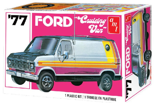 AMT 1977 Ford Cruising Van 1:25 Scale Model Kit