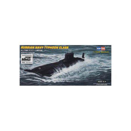 87019 1/700 Russian Navy Typhoon Class Multi-Colored Sub Model